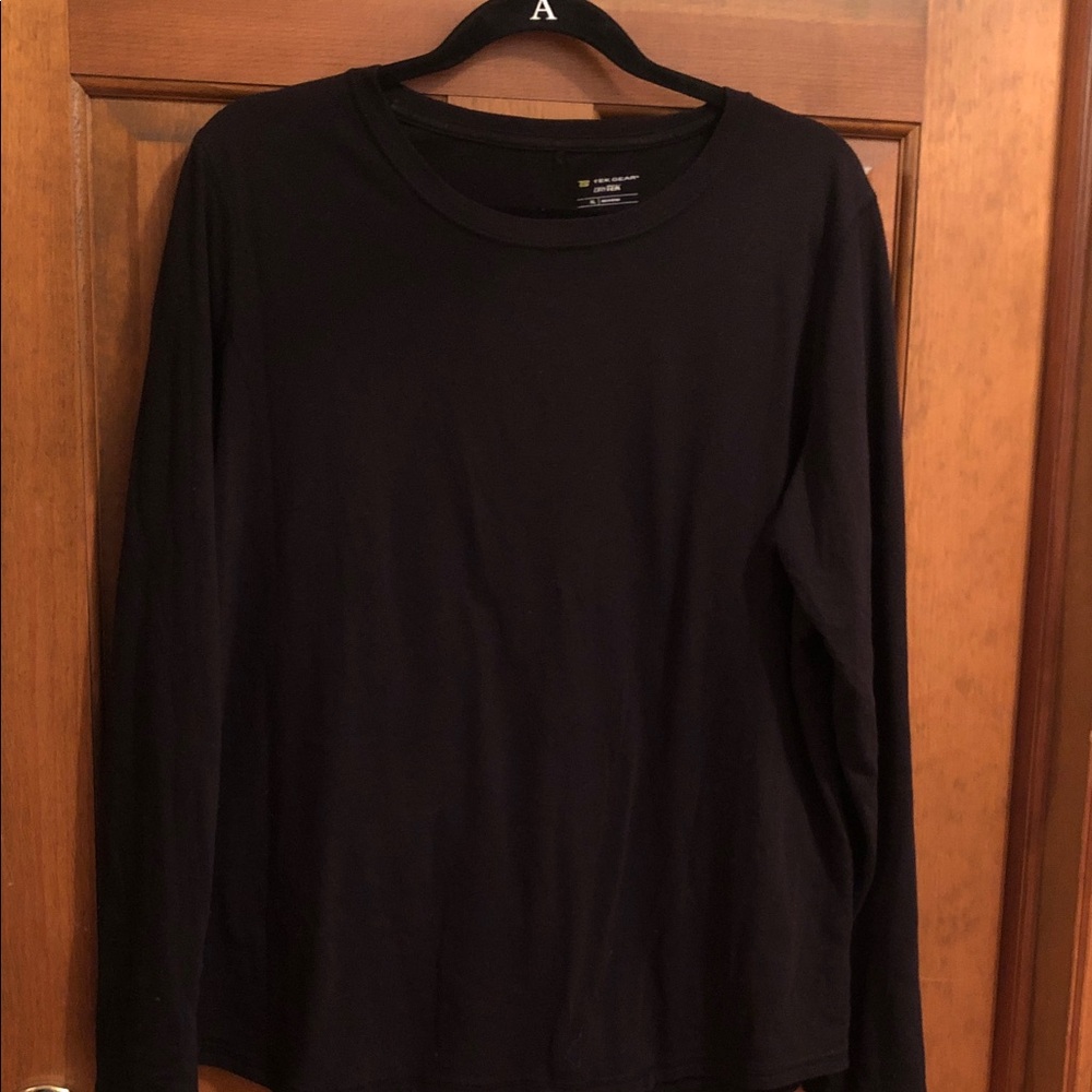 tek gear Women’s Long-Sleeve Crewneck Shirt - Black